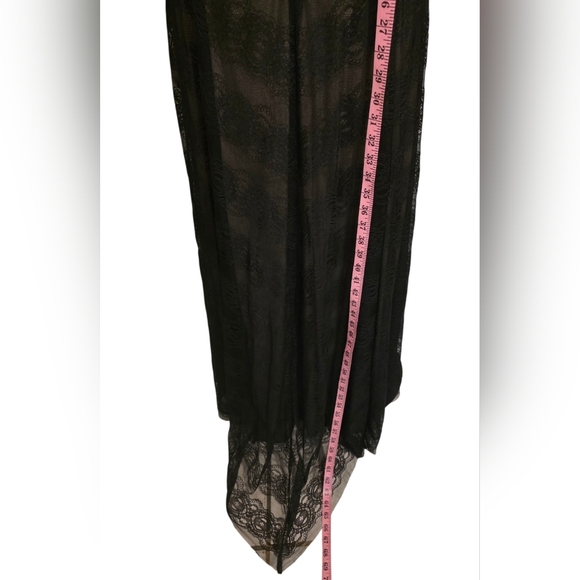Vera Wang Black Lace Overlay Formal Long Gown Dress Size 6 NWT - Picture 7 of 16